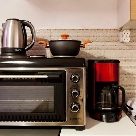 Studio For Couples Near Downtown Ираклион Экстерьер фото